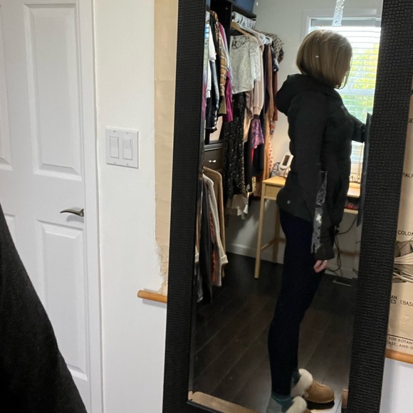 Lululemon Down Pullover - Picture 3 of 14